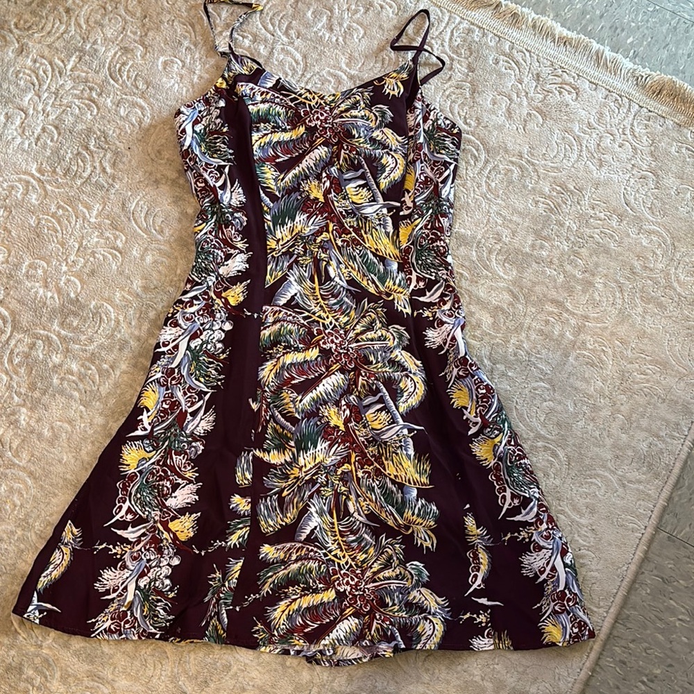 Boutique Tropical Print Spaghetti Strap Dress
